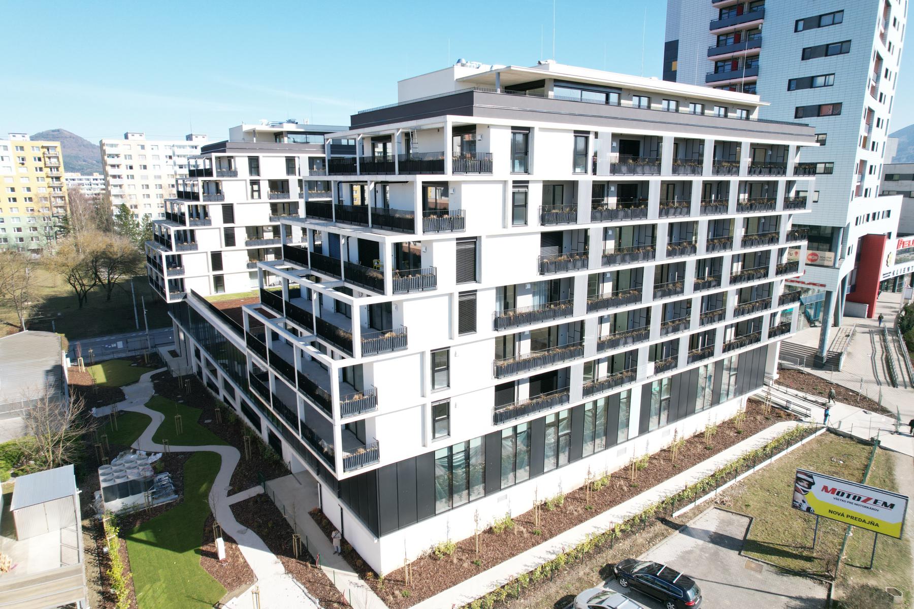 Dizajnový 3-izbový byt s panoramatickou terasou v prestížnom projekte EUROTERRACE, Žilina